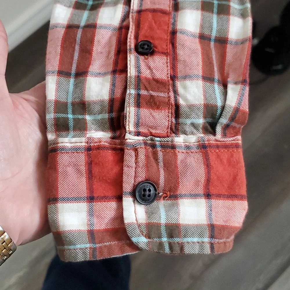 Rusty plaid HOLLISTER button down - Picture 3 of 4